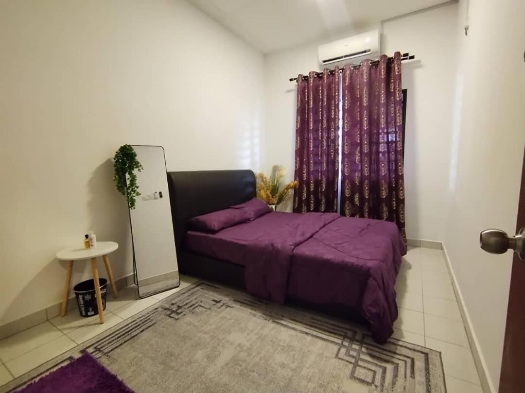 Orked Homestay Сери Искандар Екстериор снимка